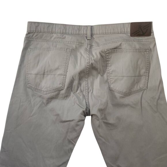 Dockers Mens Size 36x32 Gray Straight Fit Ribbed Chino Pants - Picture 7 of 8